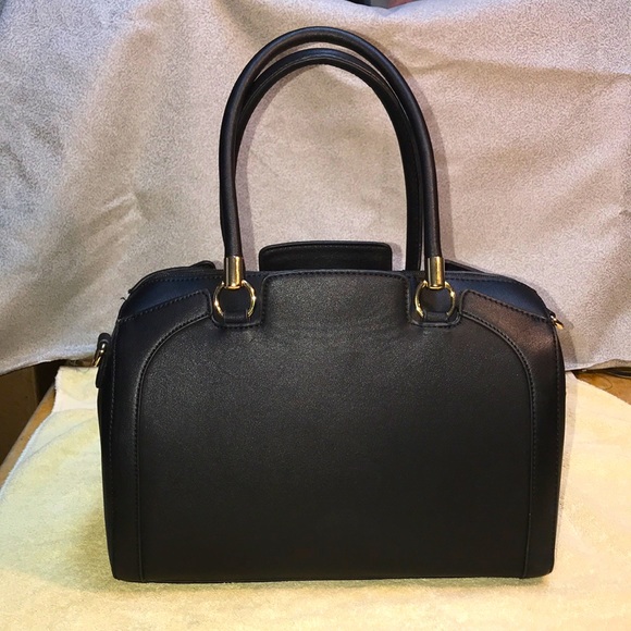 Black Duffle Handbag, Unbranded - Picture 1 of 15